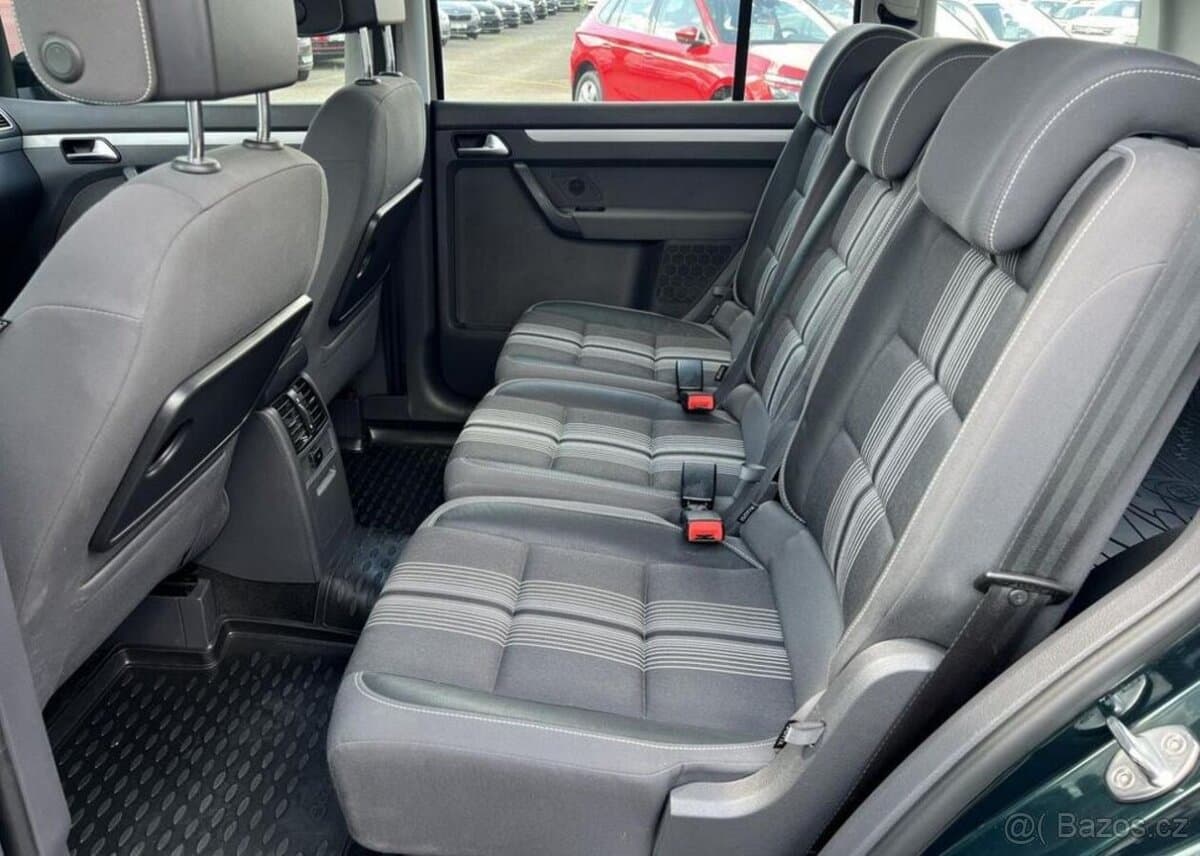 2012 Volkswagen TOURAN - 9