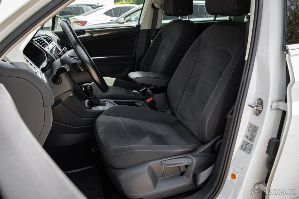 2020 Volkswagen TIGUAN - 9