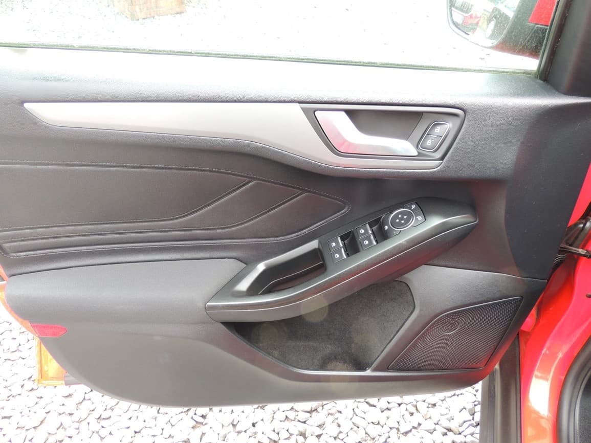 2019 Ford FOCUS - 9