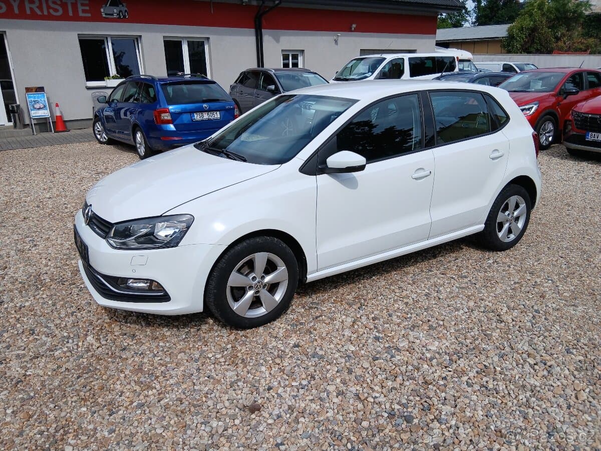2015 Volkswagen POLO - 9
