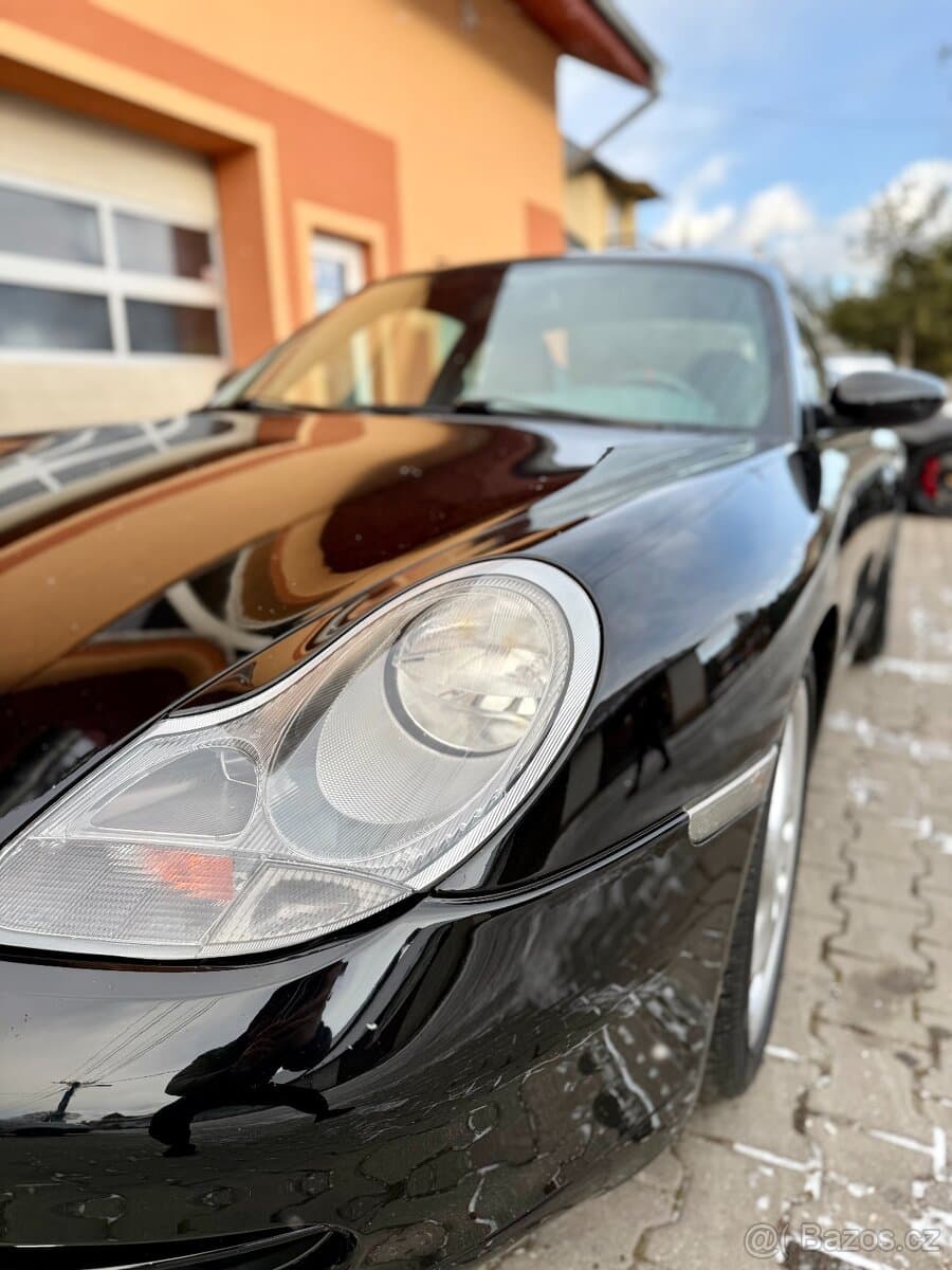 2001 Porsche 911 - 9