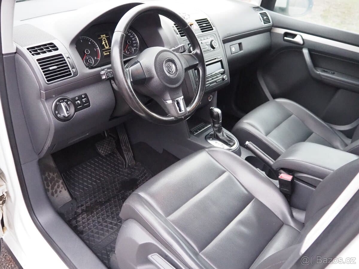 2012 Volkswagen TOURAN - 9