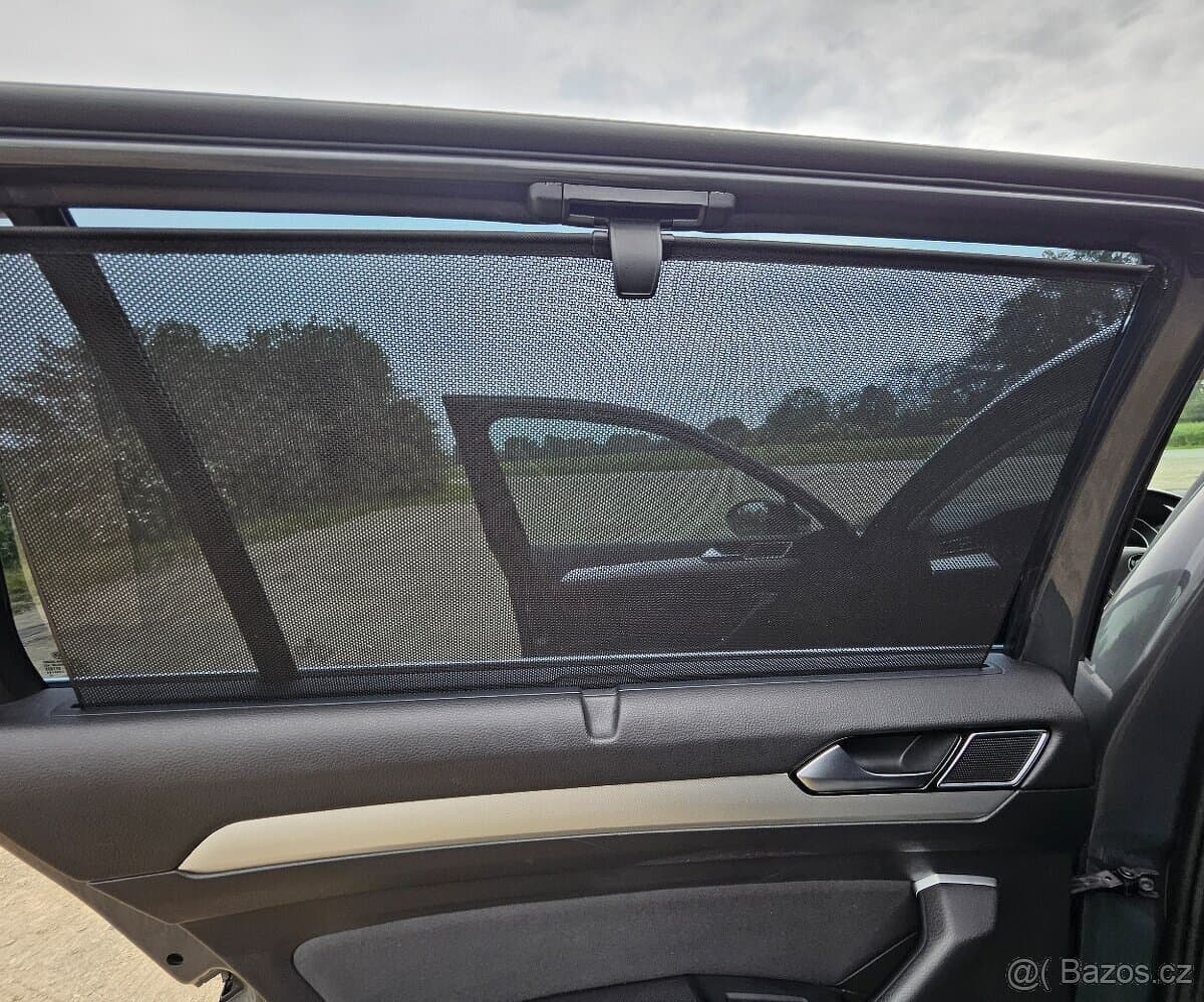 2015 Volkswagen PASSAT - 9
