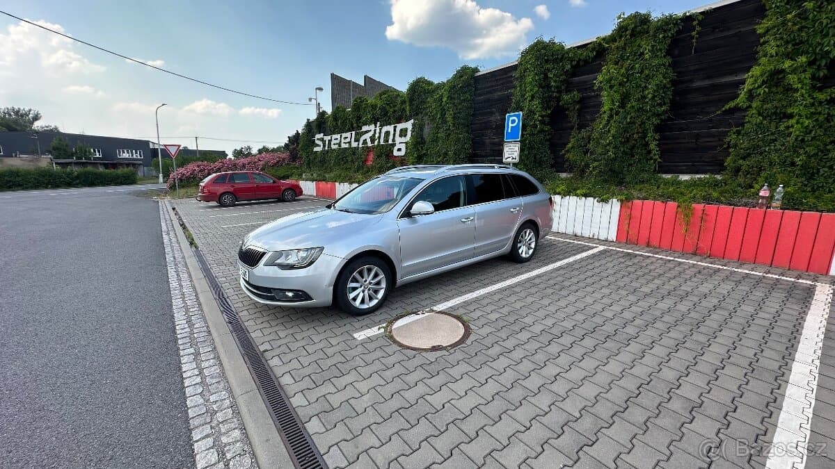 2015 Škoda SUPERB - 9