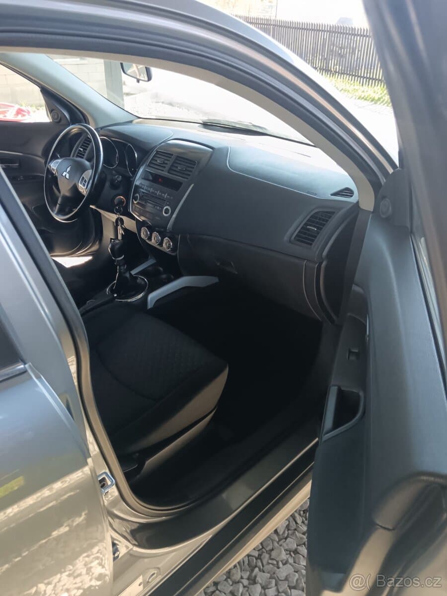 2012 Mitsubishi ASX - 9