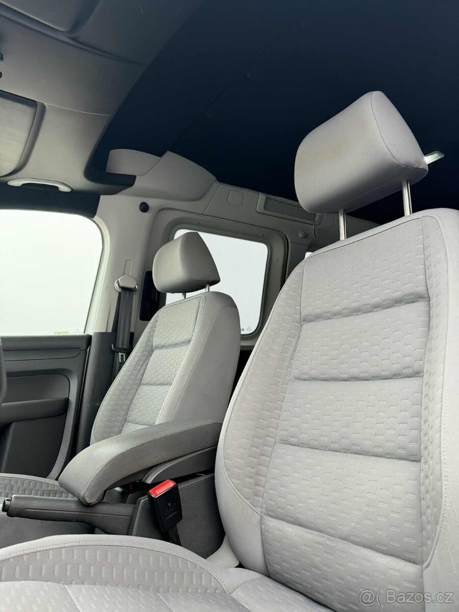 2013 Volkswagen CADDY - 9