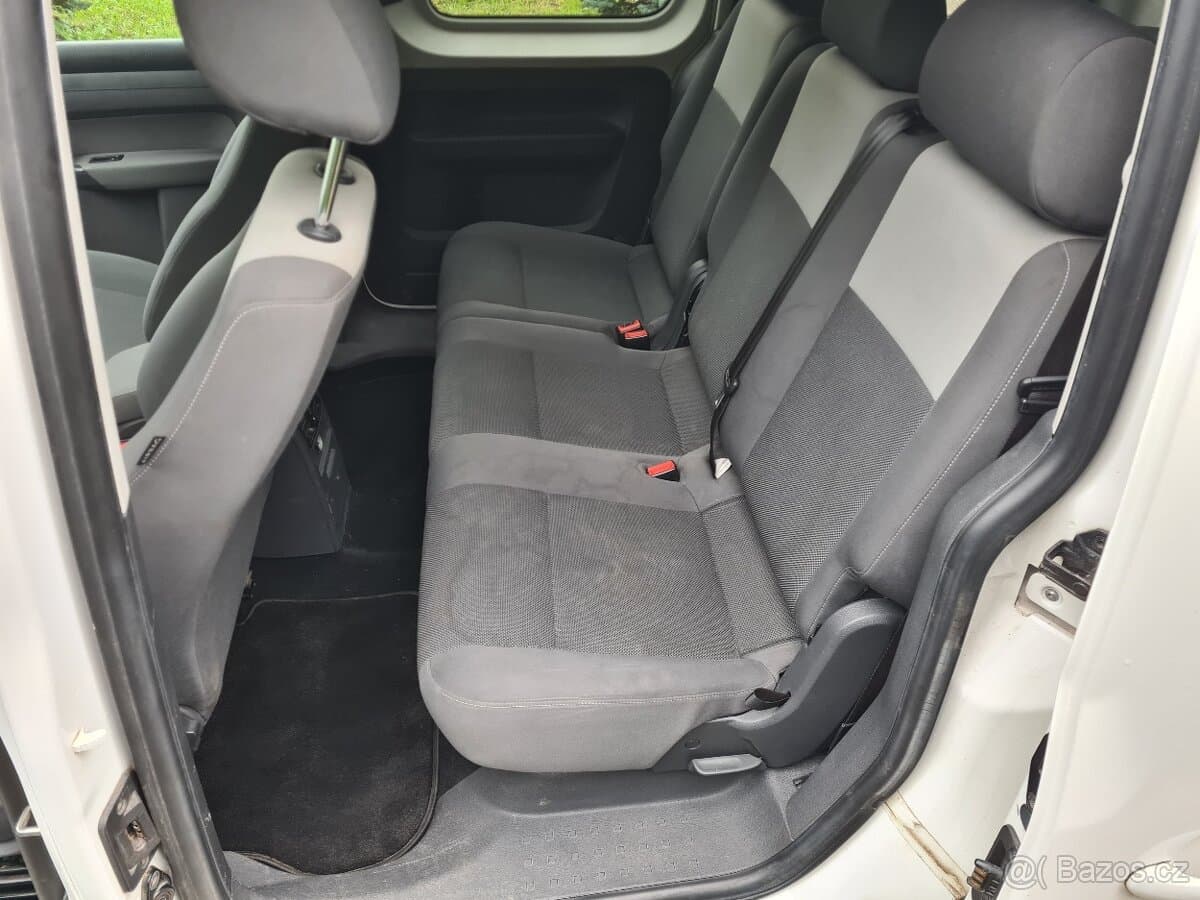 2013 Volkswagen CADDY - 9