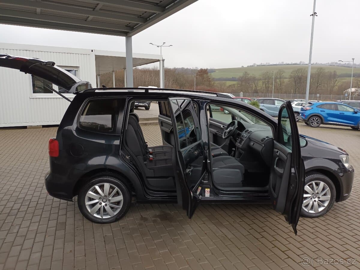2011 Volkswagen TOURAN - 9