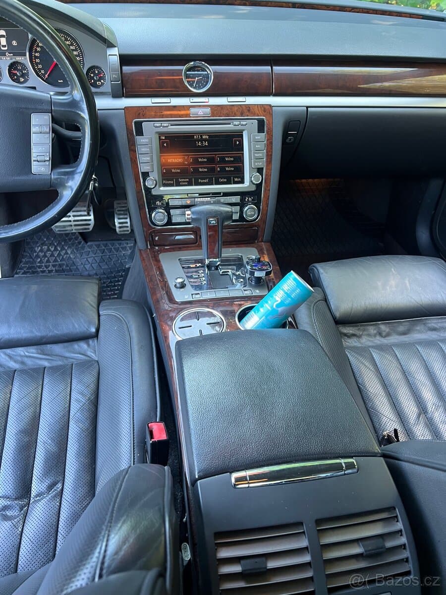 2009 Volkswagen PHAETON - 9