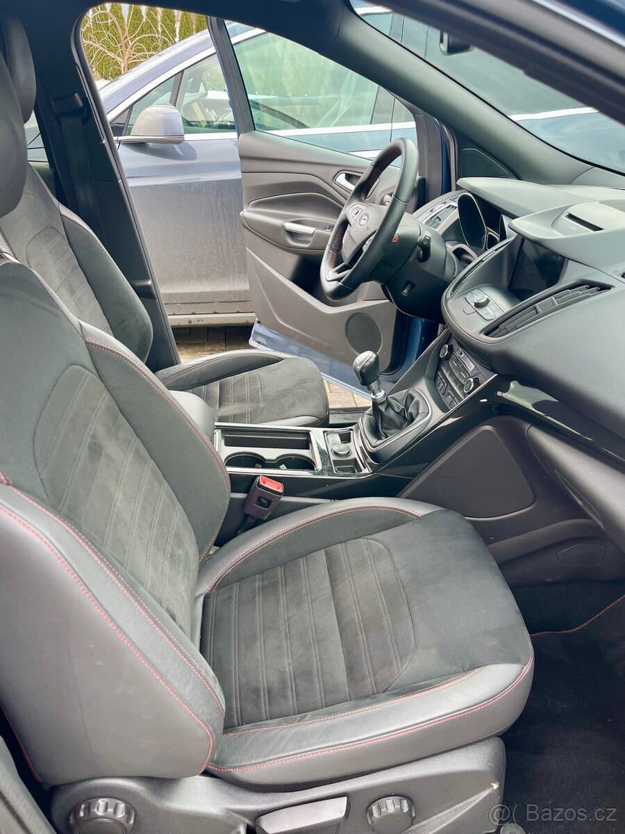 2019 Ford KUGA - 9