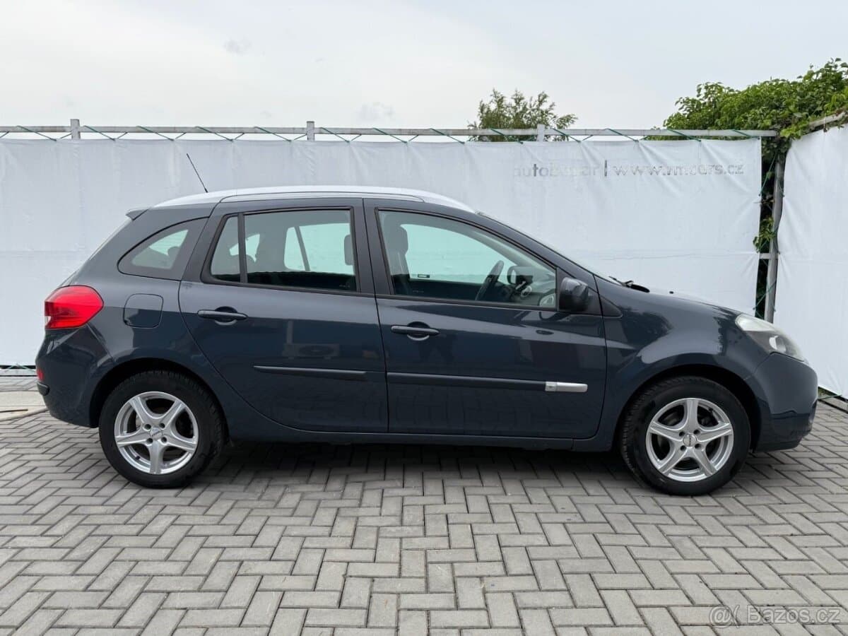 2012 Renault CLIO - 9