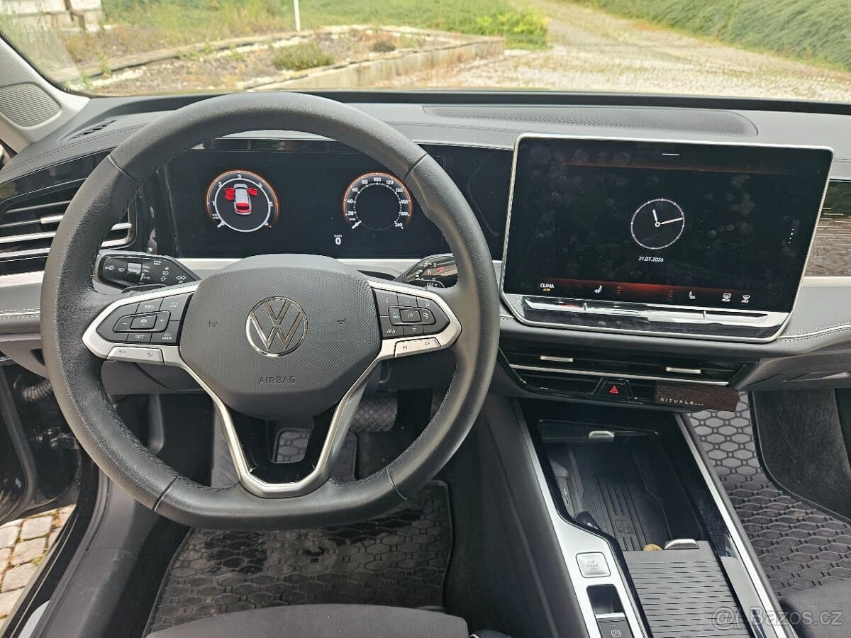 2024 Volkswagen PASSAT - 9
