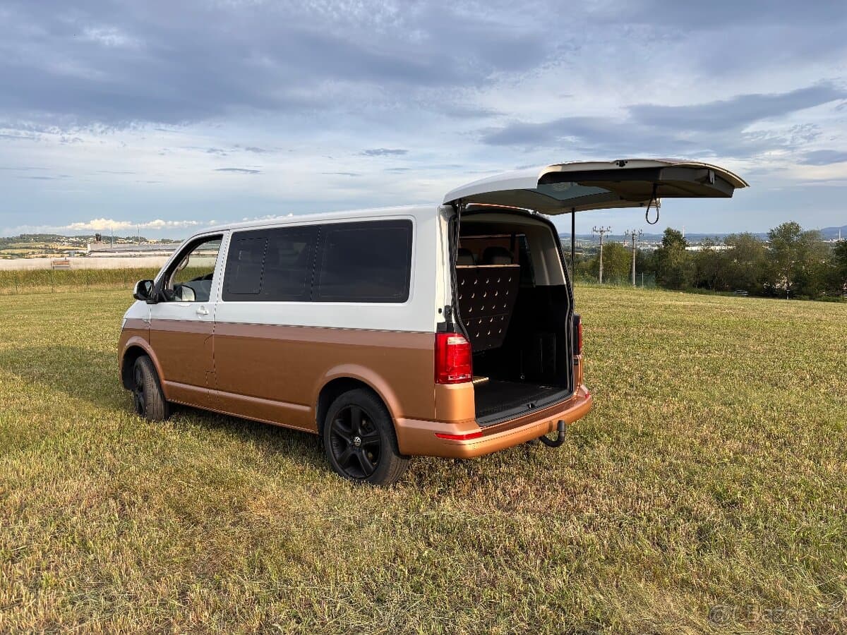 Volkswagen CARAVELLE - 9