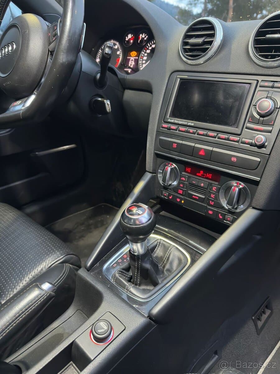 2010 Audi S3 - 9