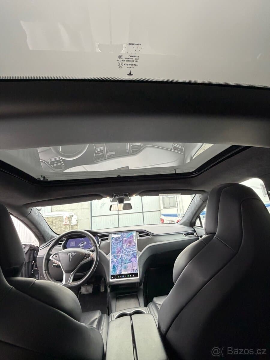 2018 Tesla MODEL S - 9