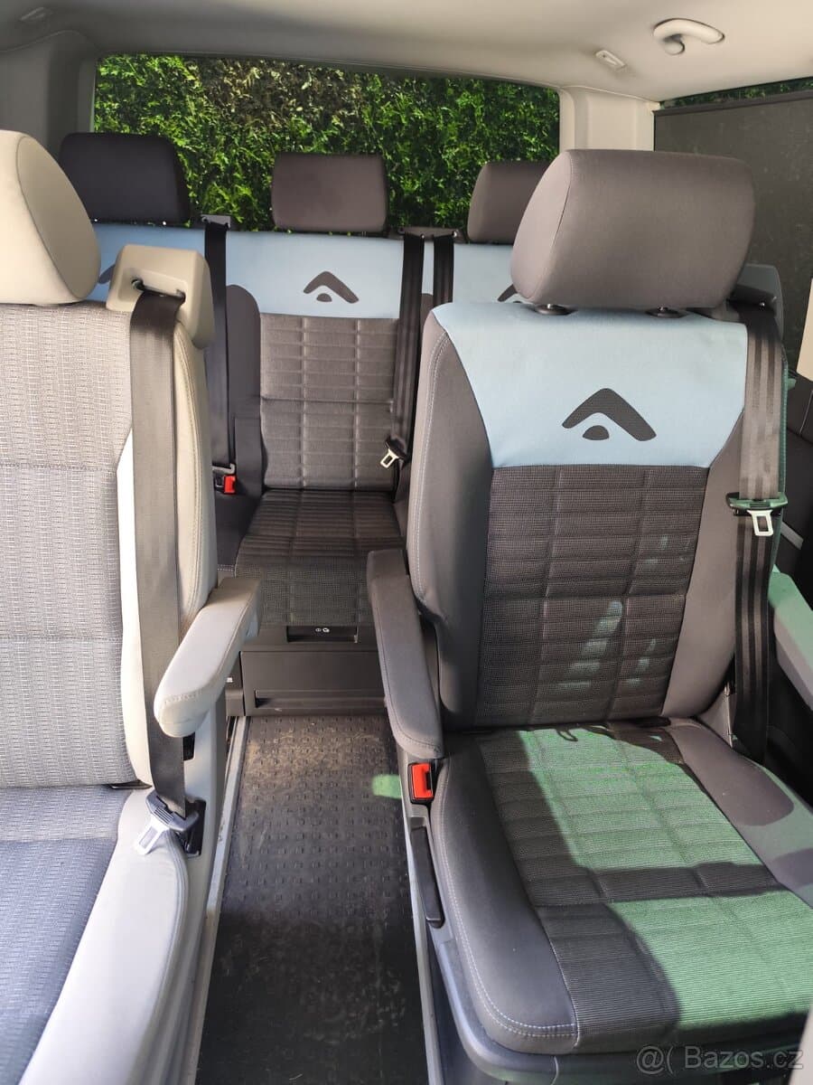 2008 Volkswagen MULTIVAN - 9
