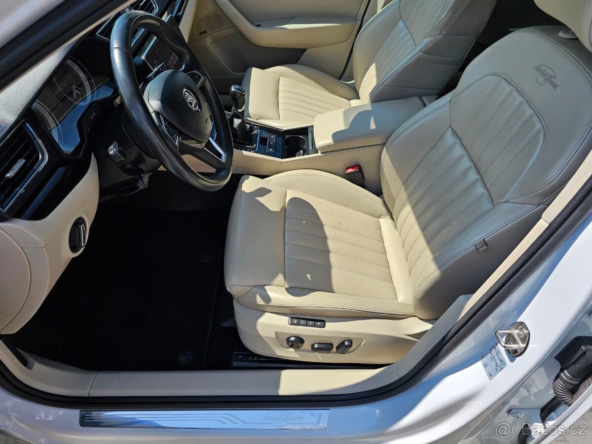 2018 Škoda SUPERB - 9