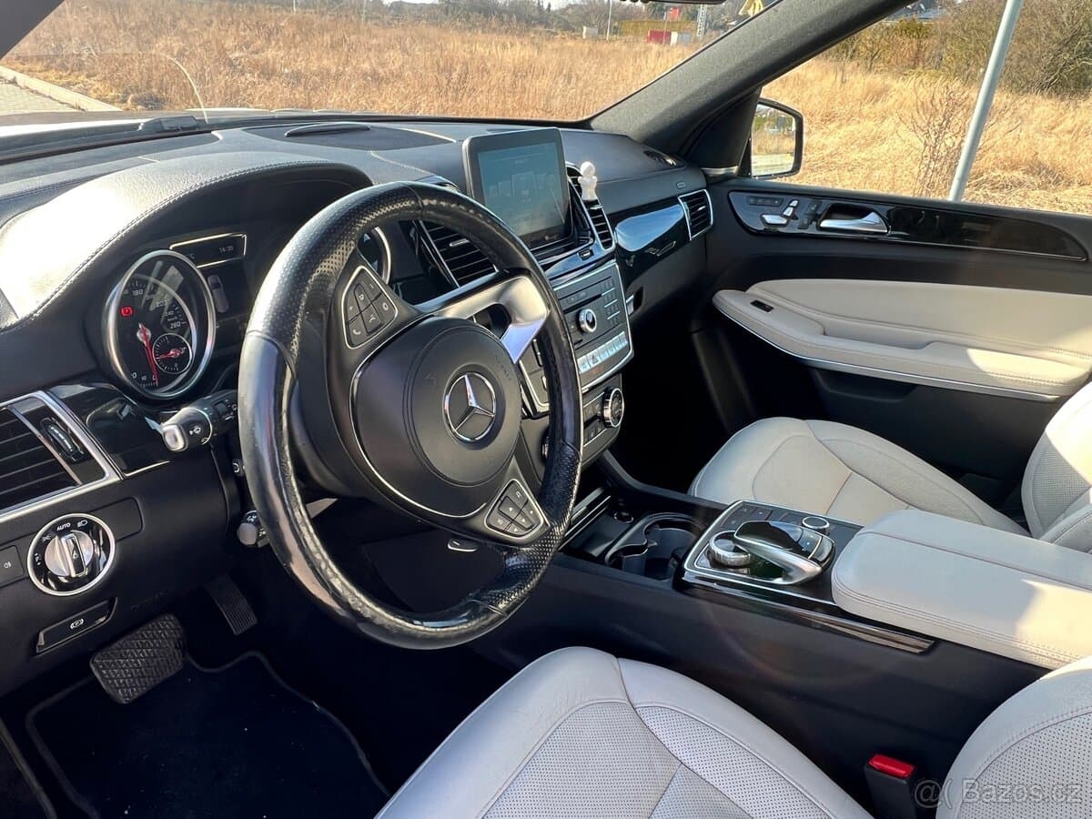 2017 Mercedes-Benz GLS - 9
