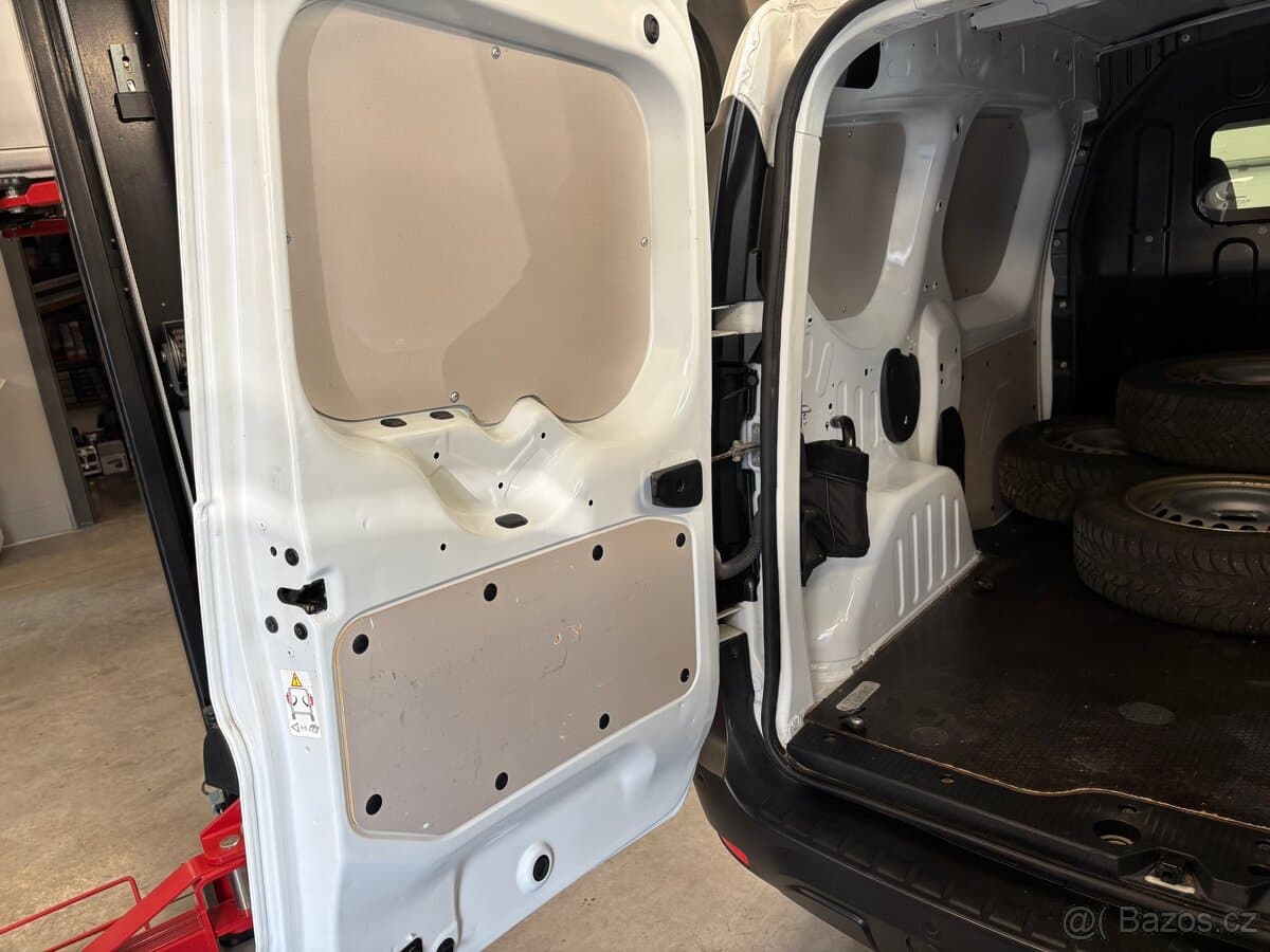 2022 Renault KANGOO - 9