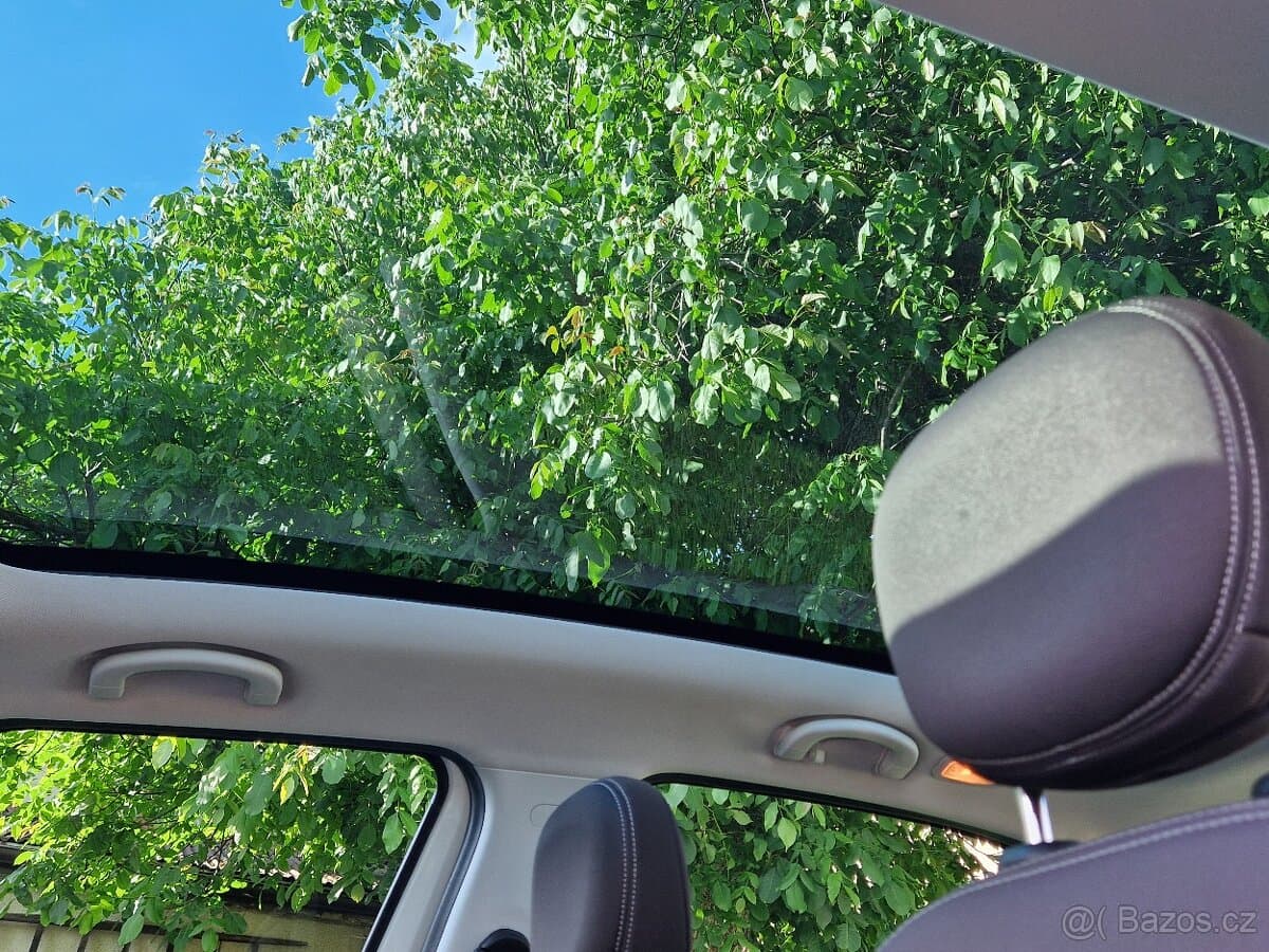 2016 Fiat 500L - 9