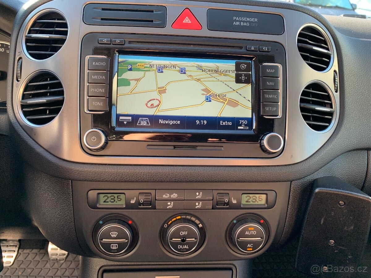2008 Volkswagen TIGUAN - 9