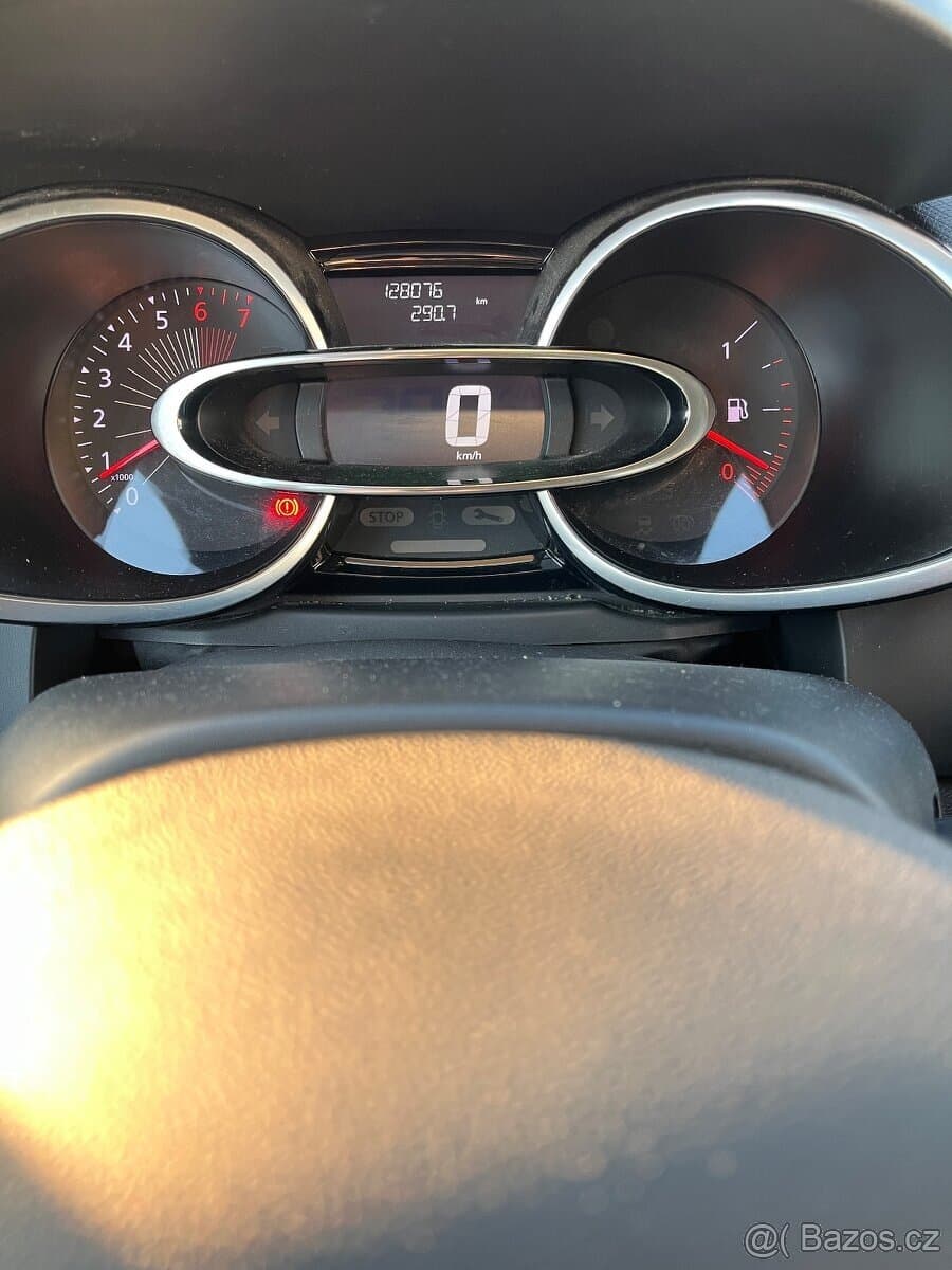 2016 Renault CLIO - 9