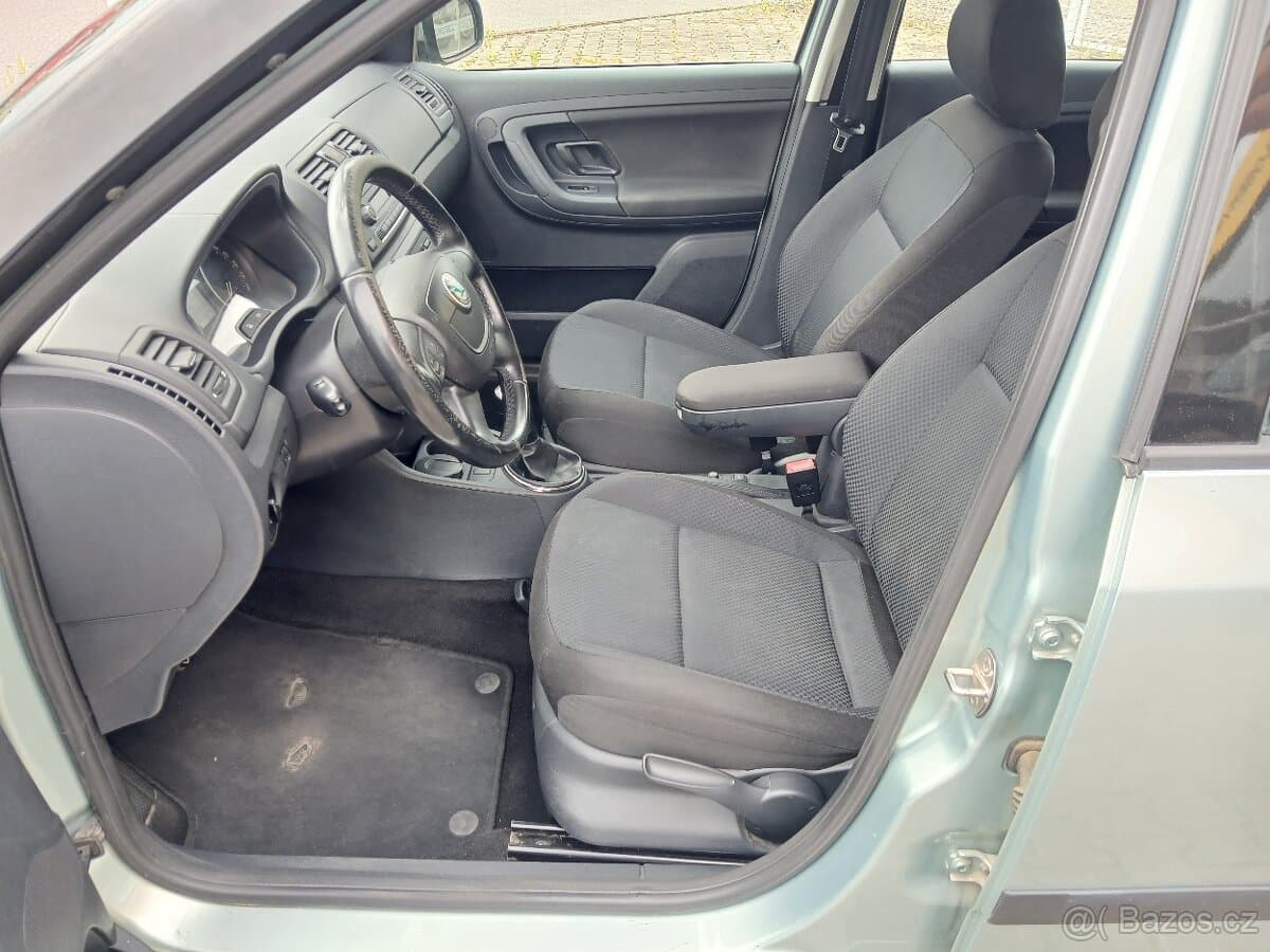 2011 Škoda FABIA - 9