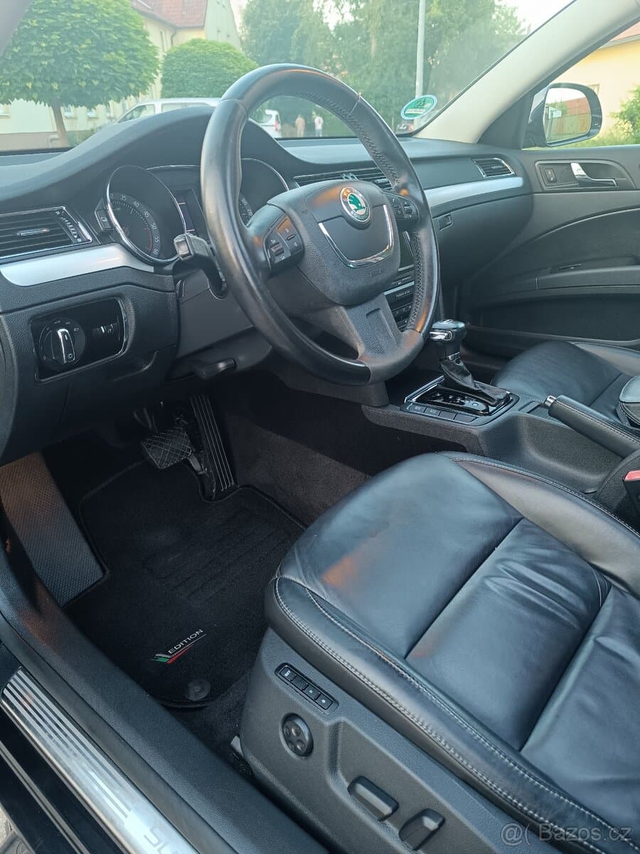 2013 Škoda SUPERB - 9