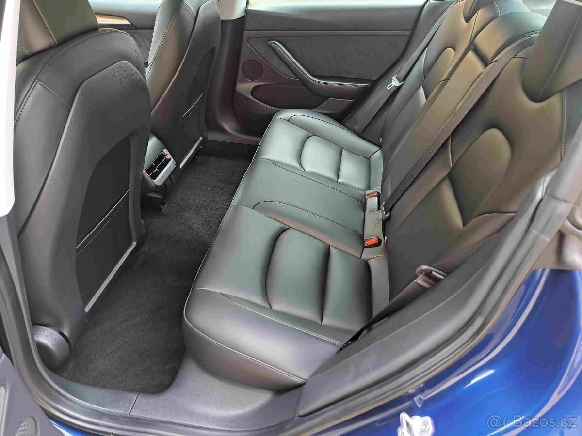 2023 Tesla MODEL 3 - 9