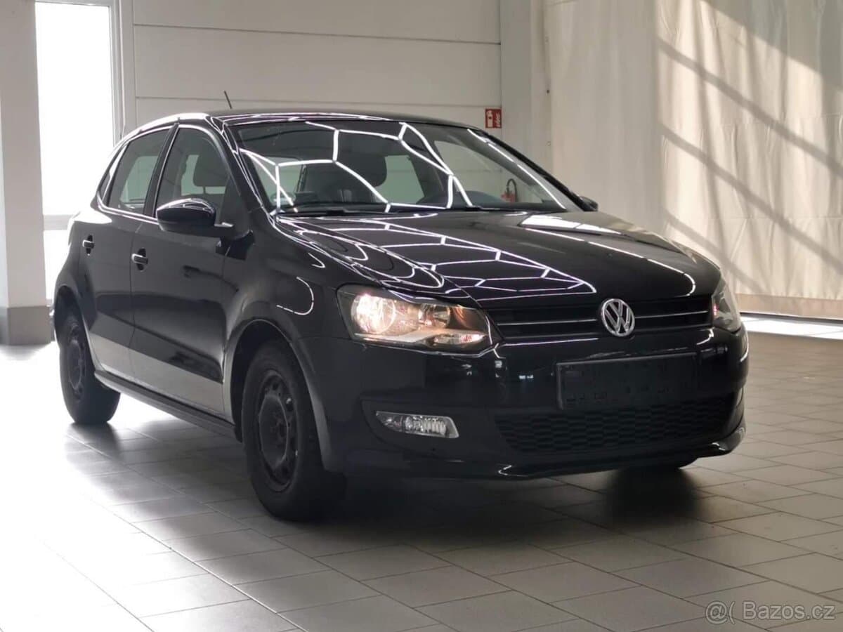 2011 Volkswagen POLO - 9