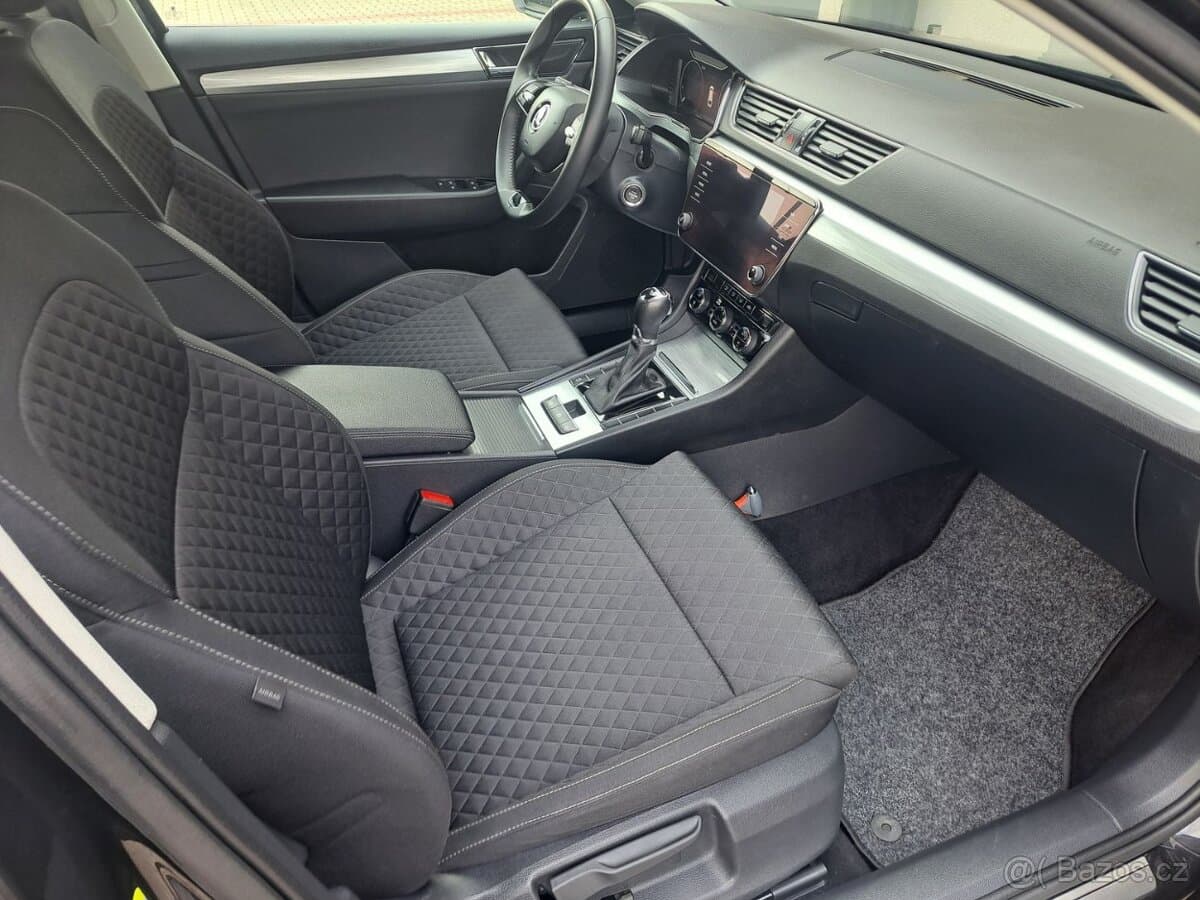 2022 Škoda SUPERB - 9