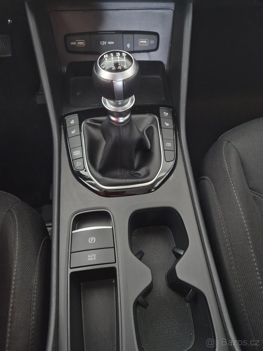 2022 Hyundai TUCSON - 9