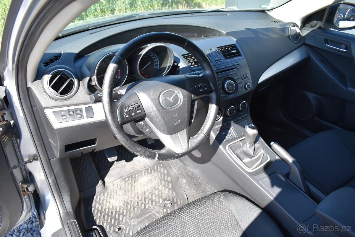 2012 Mazda 3 - 9