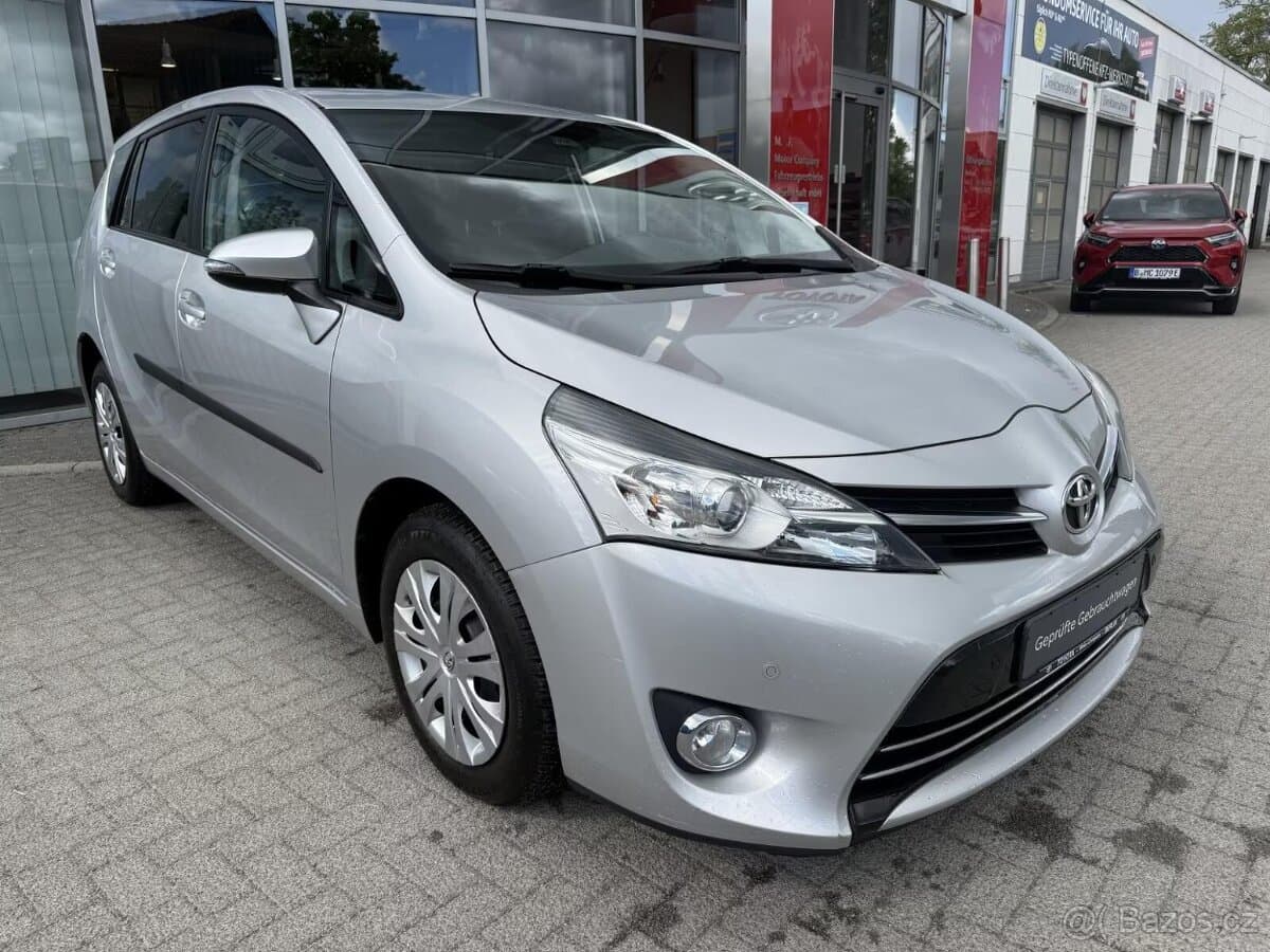 2017 Toyota VERSO - 9