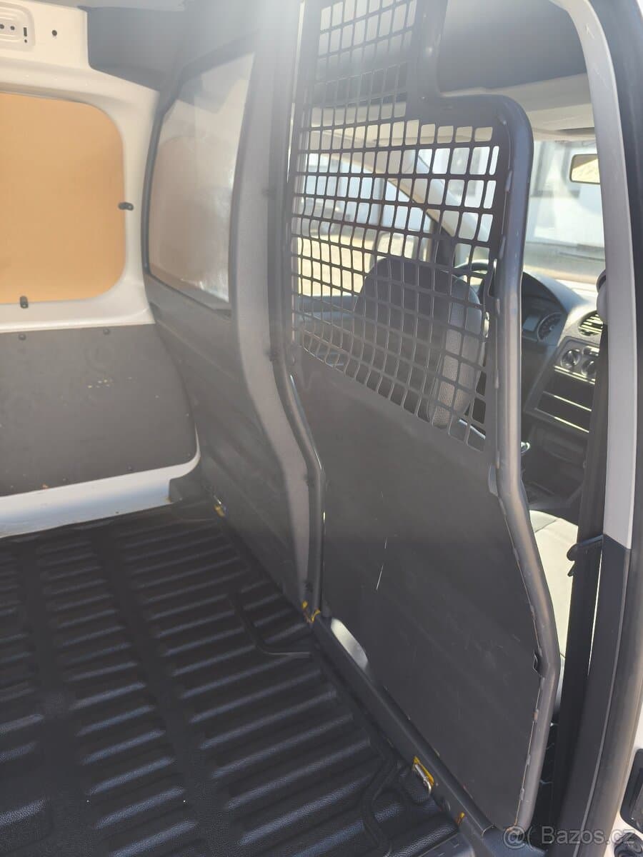 2013 Volkswagen CADDY - 9