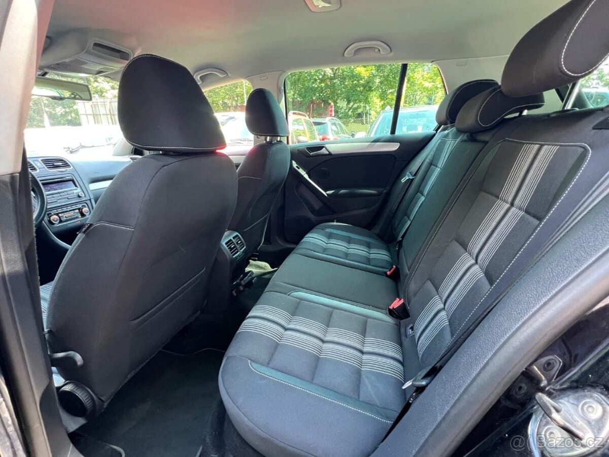 2012 Volkswagen GOLF - 9