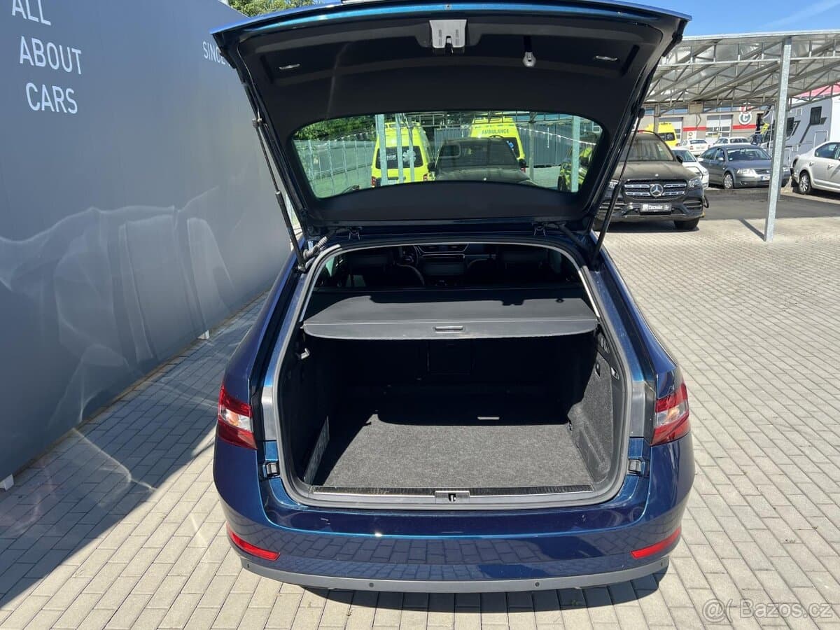 2022 Škoda SUPERB - 9