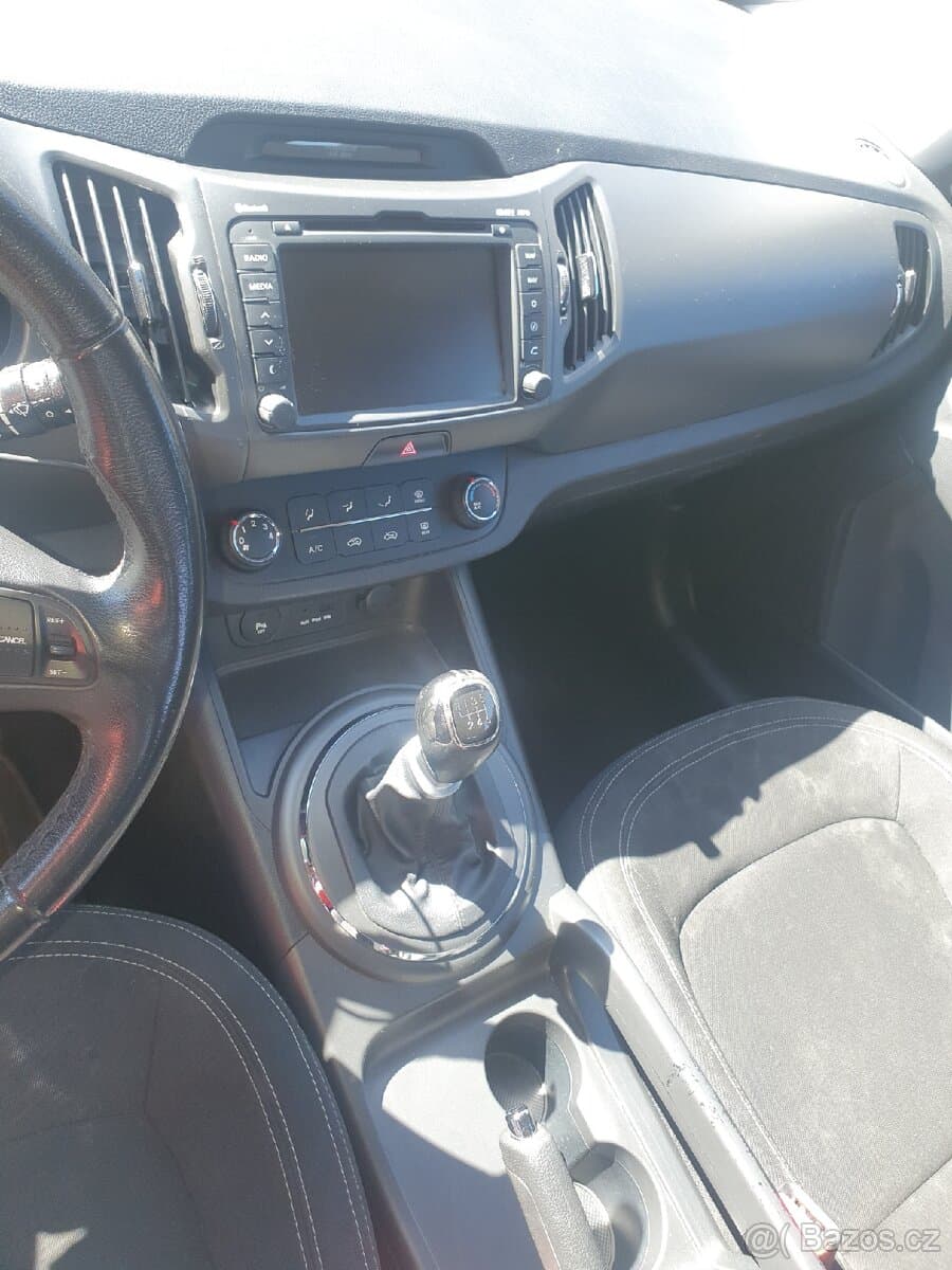 Kia SPORTAGE - 9
