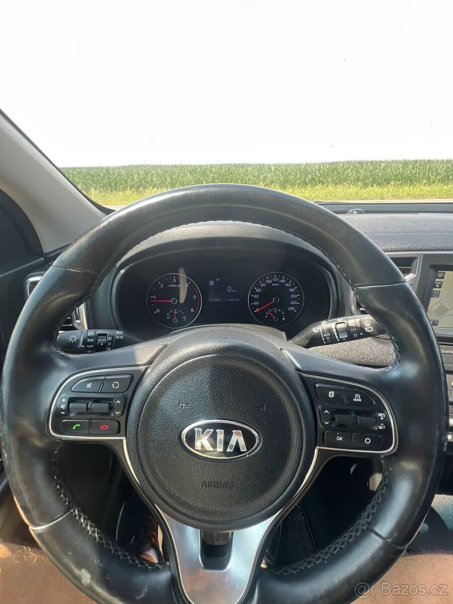 2016 Kia SPORTAGE - 9