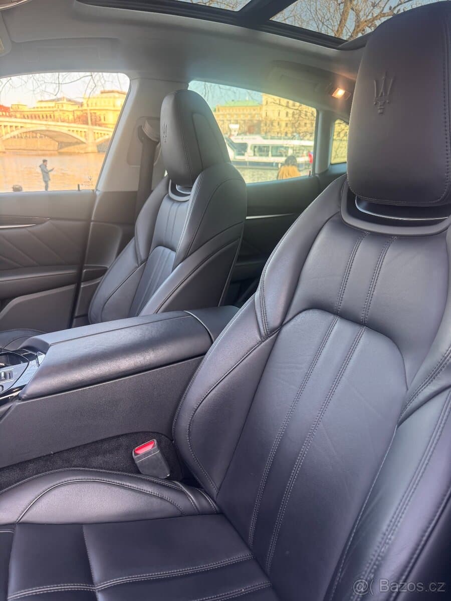 2020 Maserati LEVANTE - 9