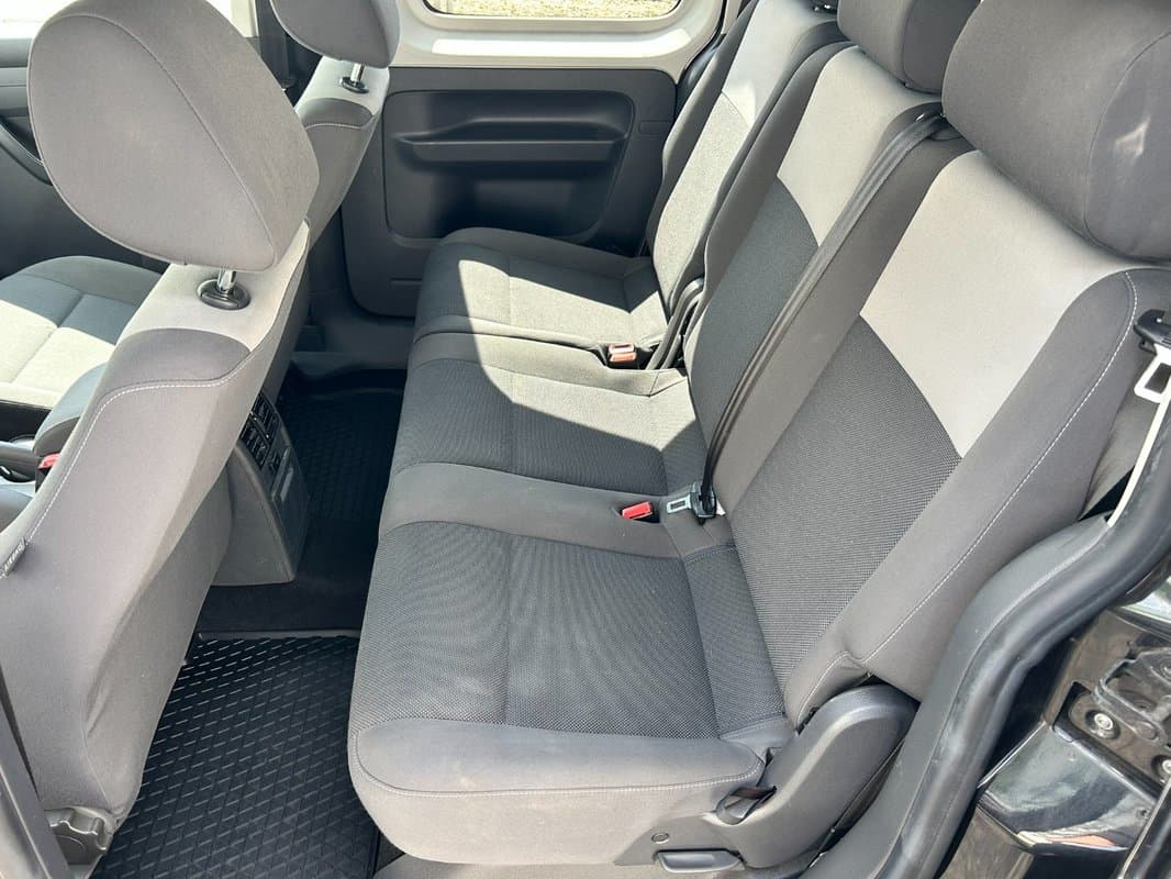 2012 Volkswagen CADDY - 9