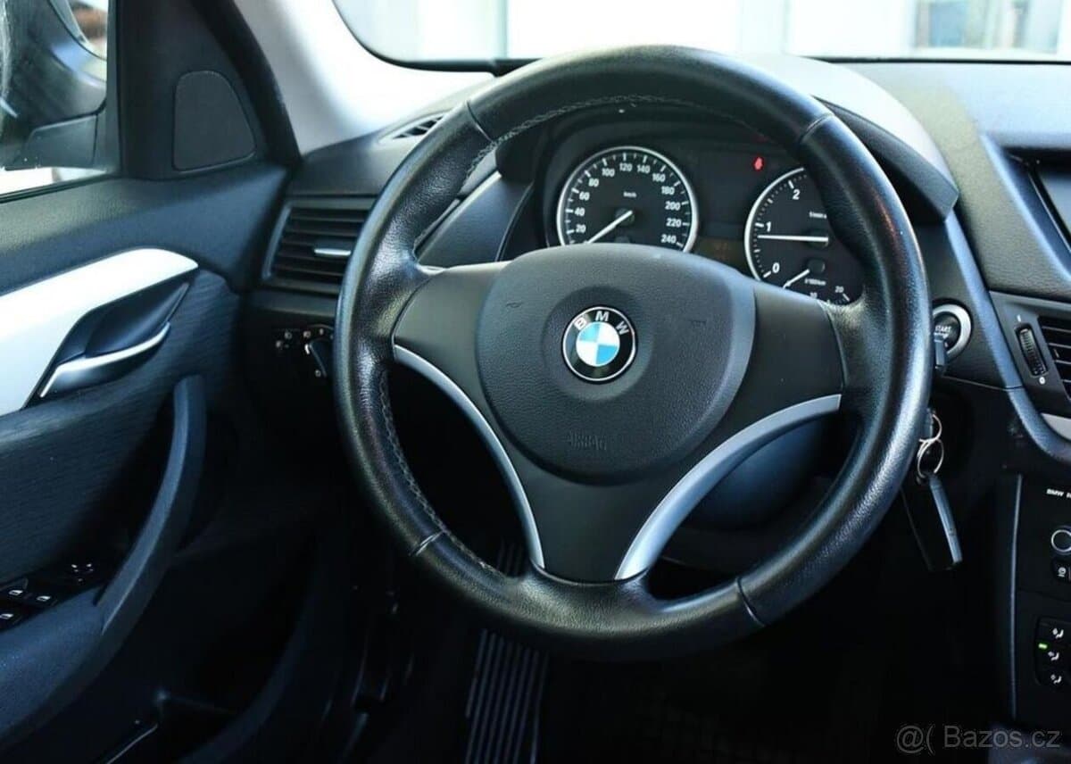 2011 BMW X1 - 9