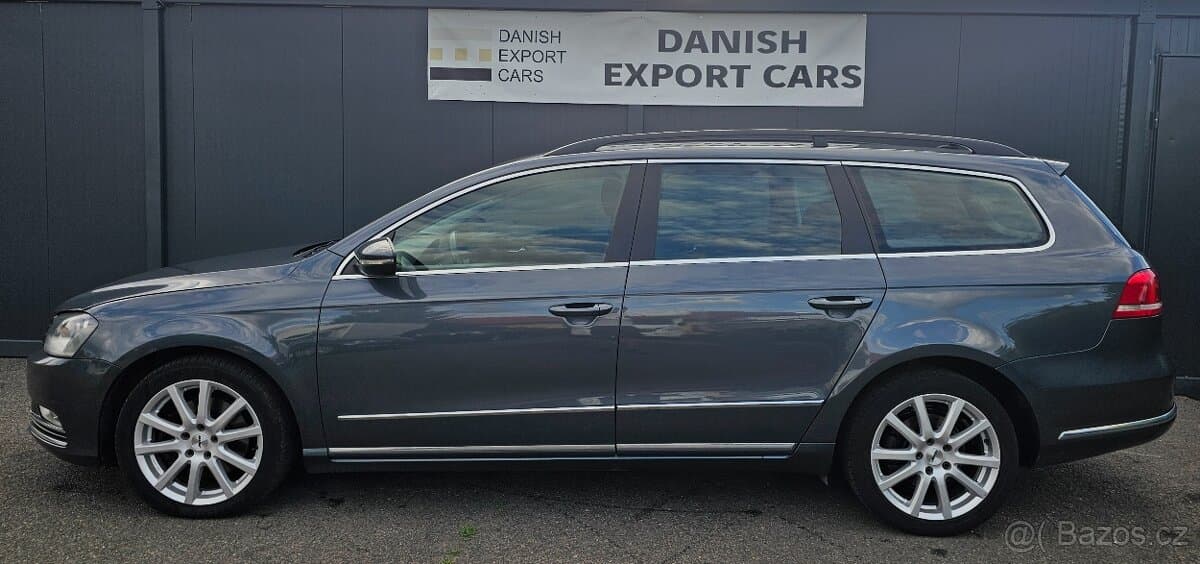 2011 Volkswagen PASSAT - 9