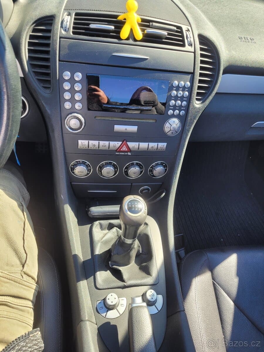 Mercedes-Benz SL - 9