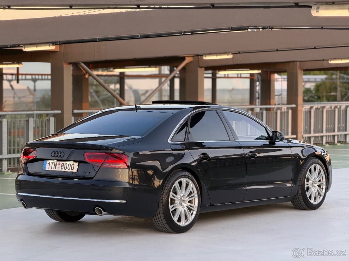 2012 Audi A8 - 9