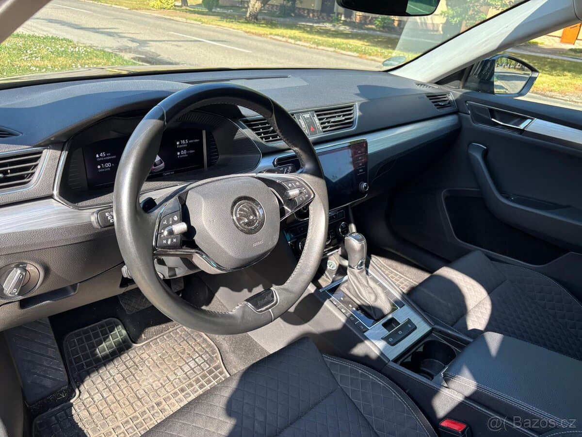 2021 Škoda SUPERB - 9