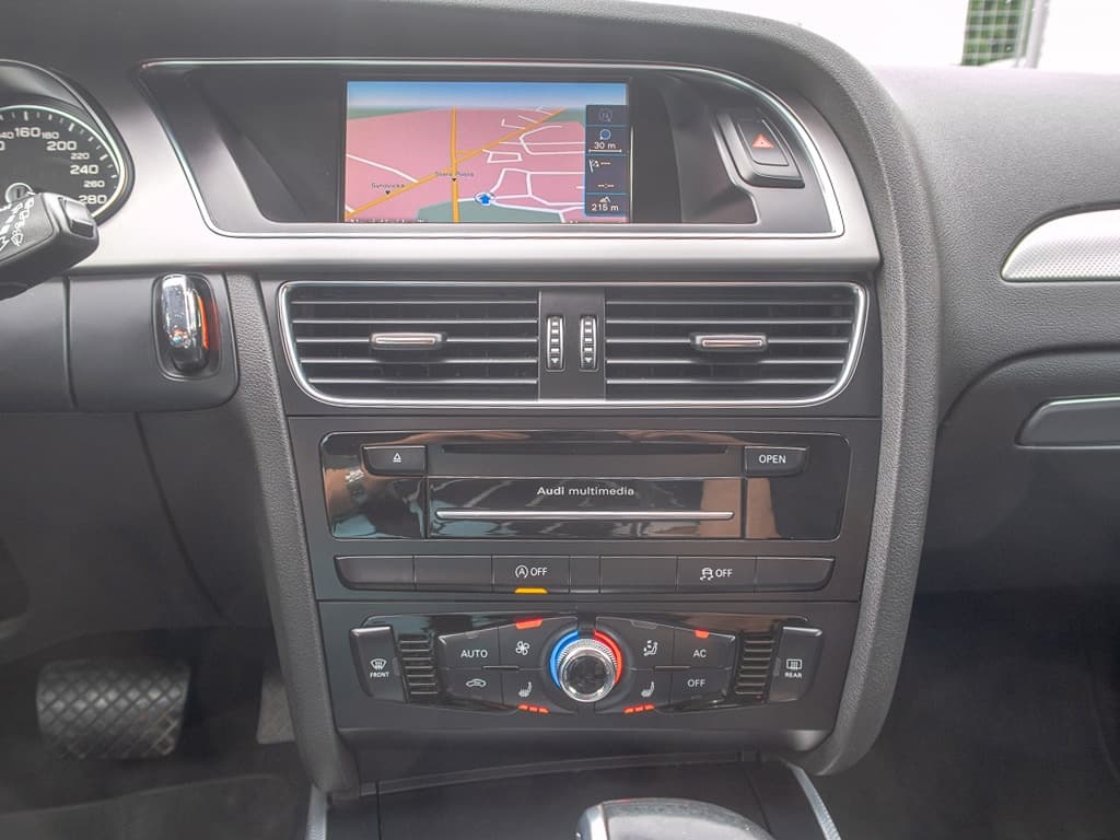 2011 Audi A4 - 9