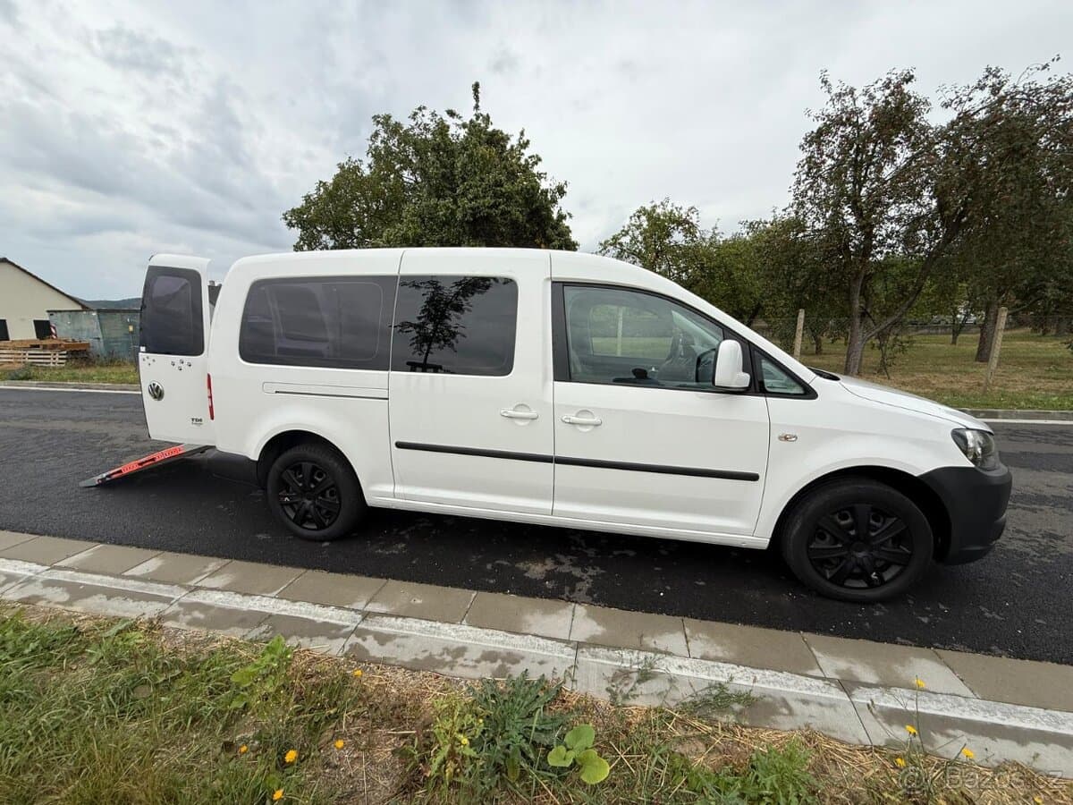 2012 Volkswagen CADDY - 9