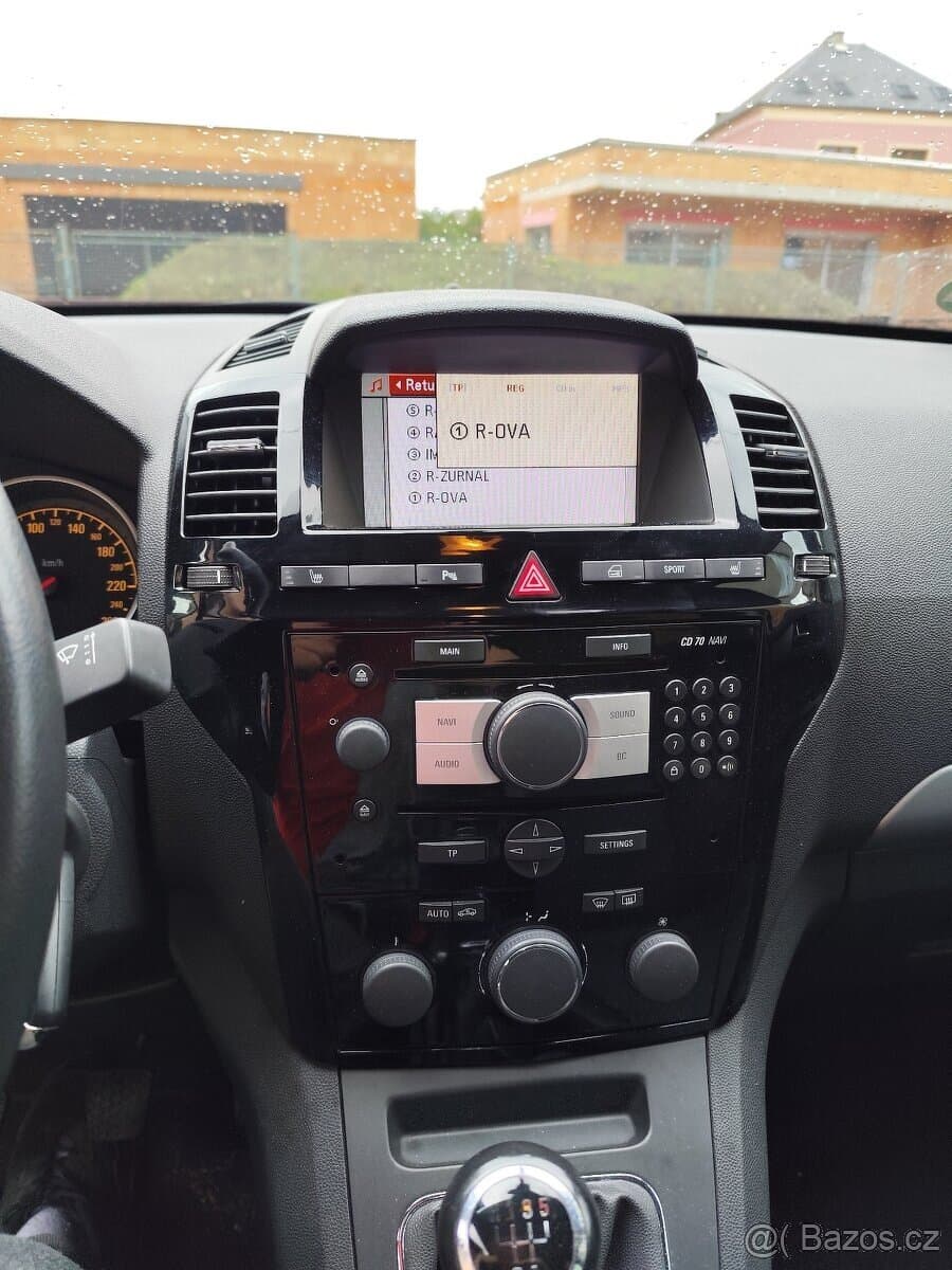 2011 Opel ZAFIRA - 9