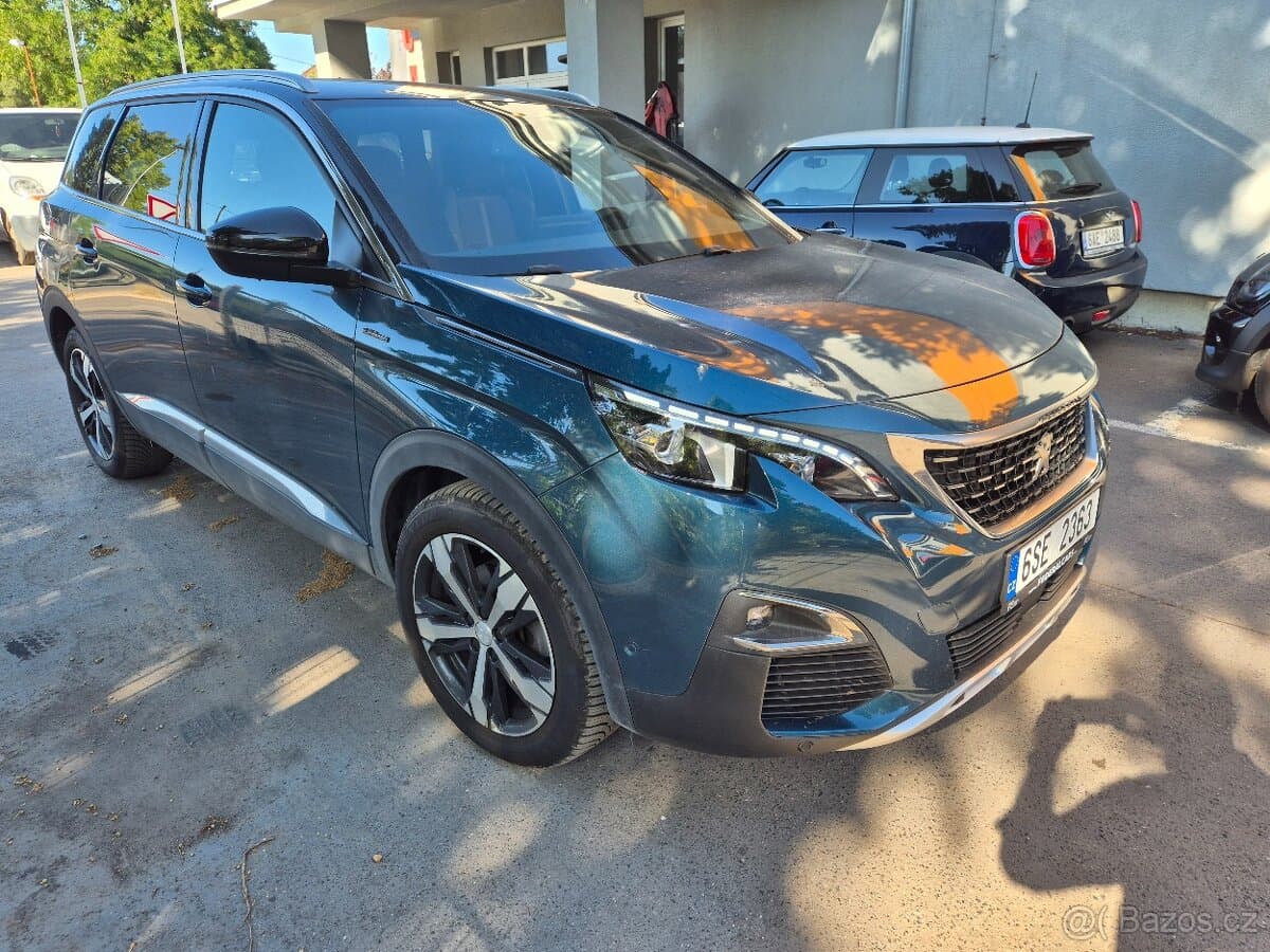 2020 Peugeot 5008 - 9